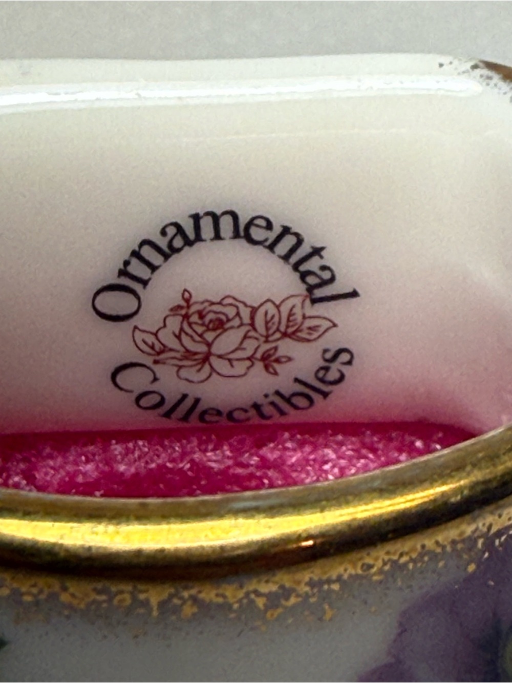 Set of 12 Ornamental Collectibles Fine China Napkin Rings - Picture 2 of 12